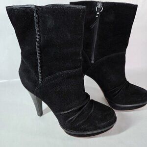 Ugg Bianka Black Suede Heeled Booties Size 8.5